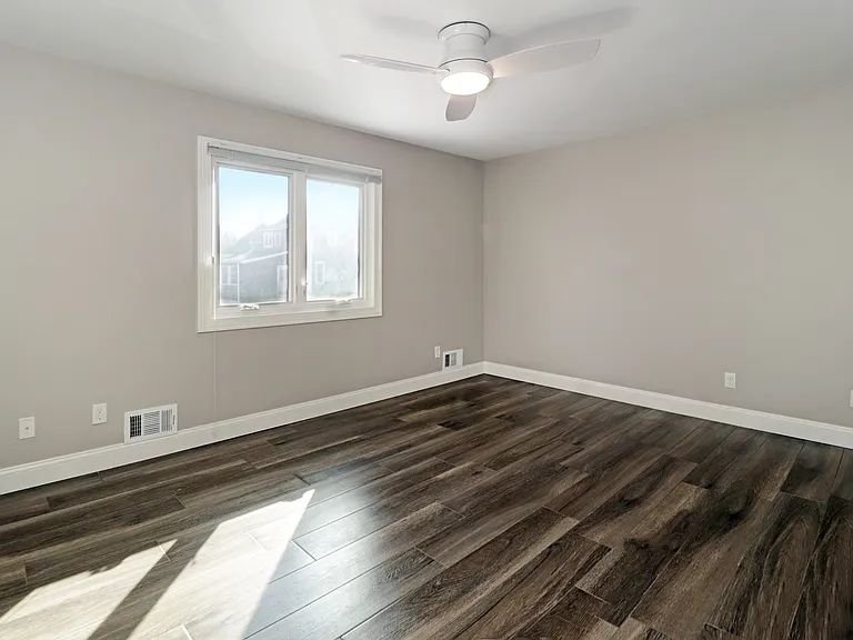 246 Main St #6 — Photo 13