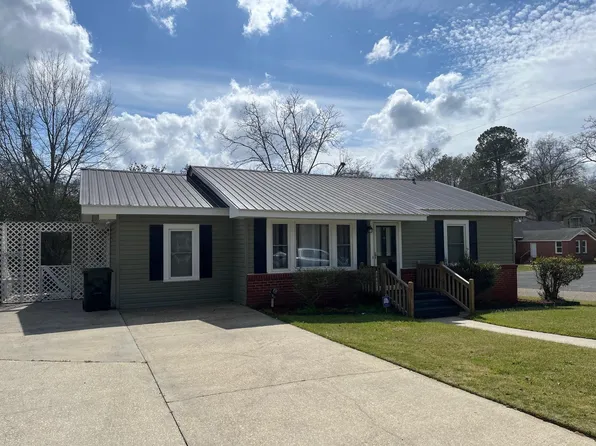 300 Woodruff St, Andalusia, AL 36420