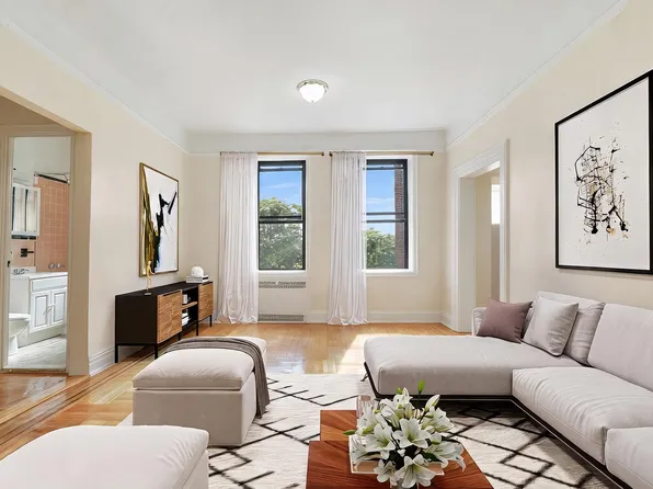 25 Parade Place image 1 of 13