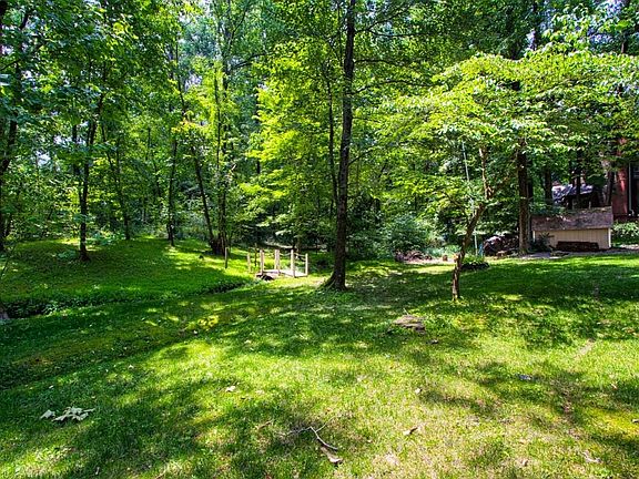 Beautiful Park Like Setting on 1 Acre