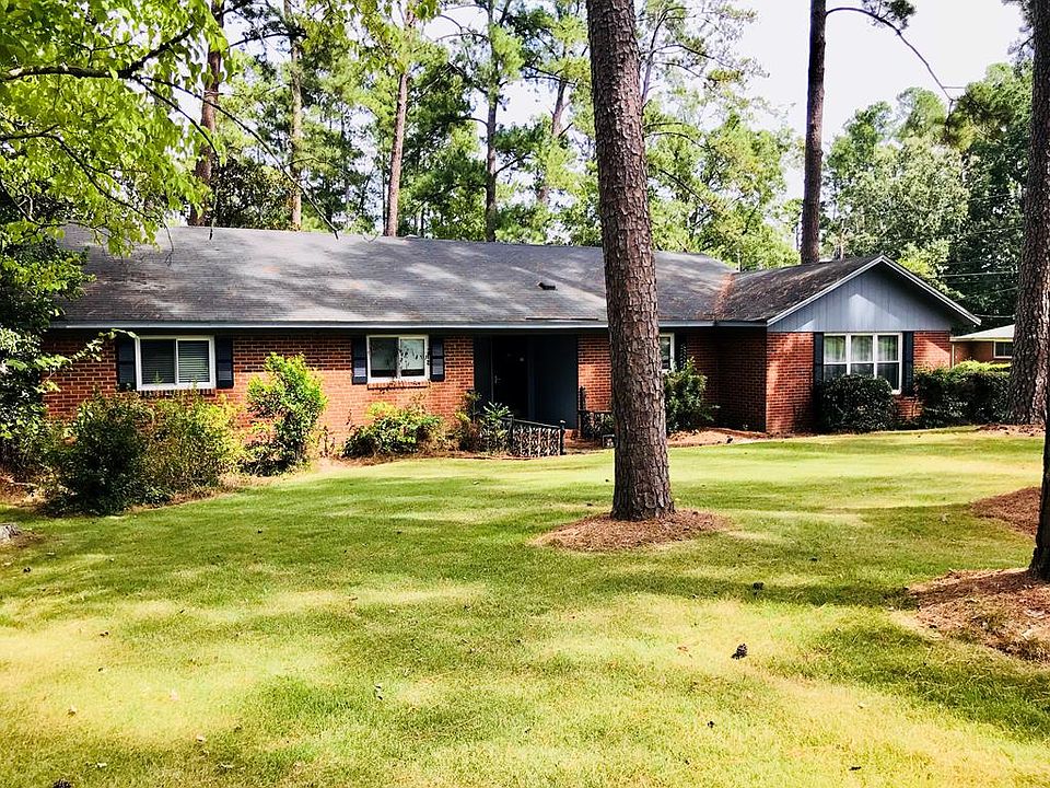 1st image of 410 Ashland Dr