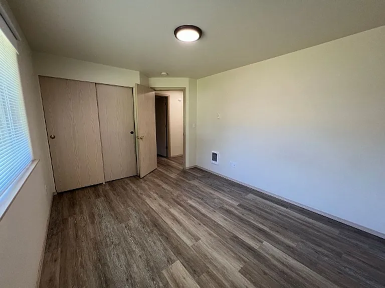 9023 Steilacoom Rd SE — Photo 12