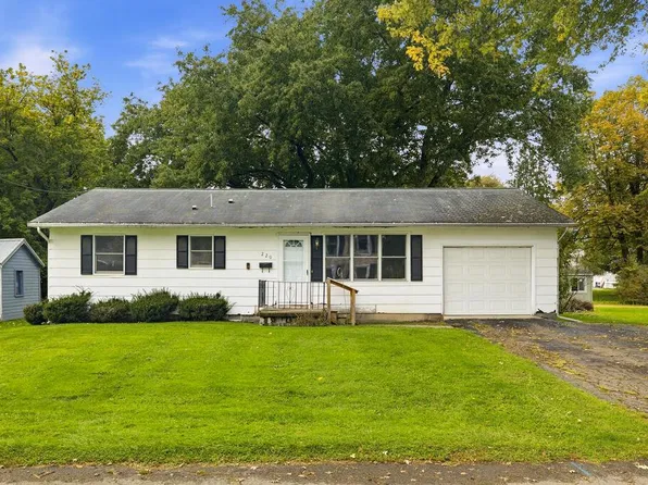 220 S Academy St, Mansfield, PA 16933