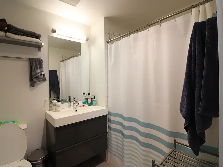 20 Sunnyside St #15 — Photo 9