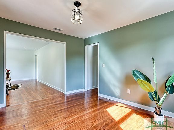 5th image of 1 N Parkwood Drive