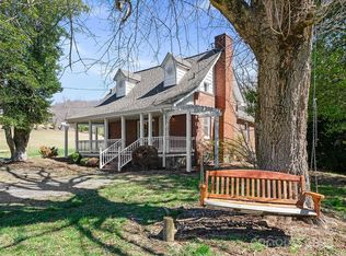 (Undisclosed Address), Fairview, NC 28730