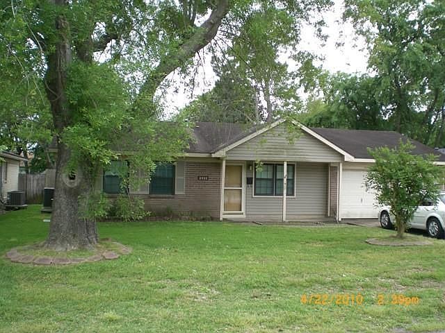 1st image of 2522 Estate Dr