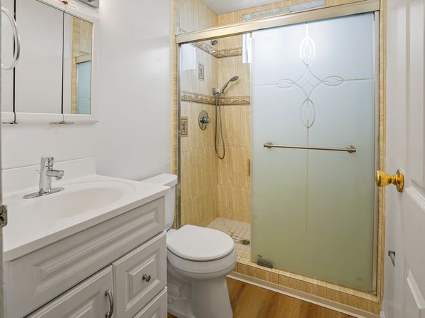 143 Longview Dr