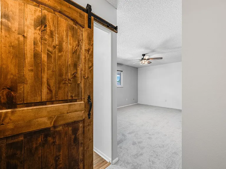 9026 E Mansfield Ave — Photo 12