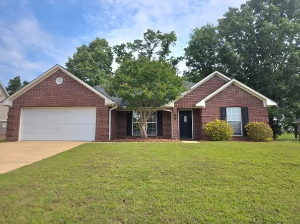 138 Colt Ln, Guntown, MS 38849