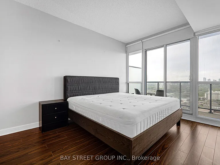 121 McMahon Dr #2708 — Photo 23