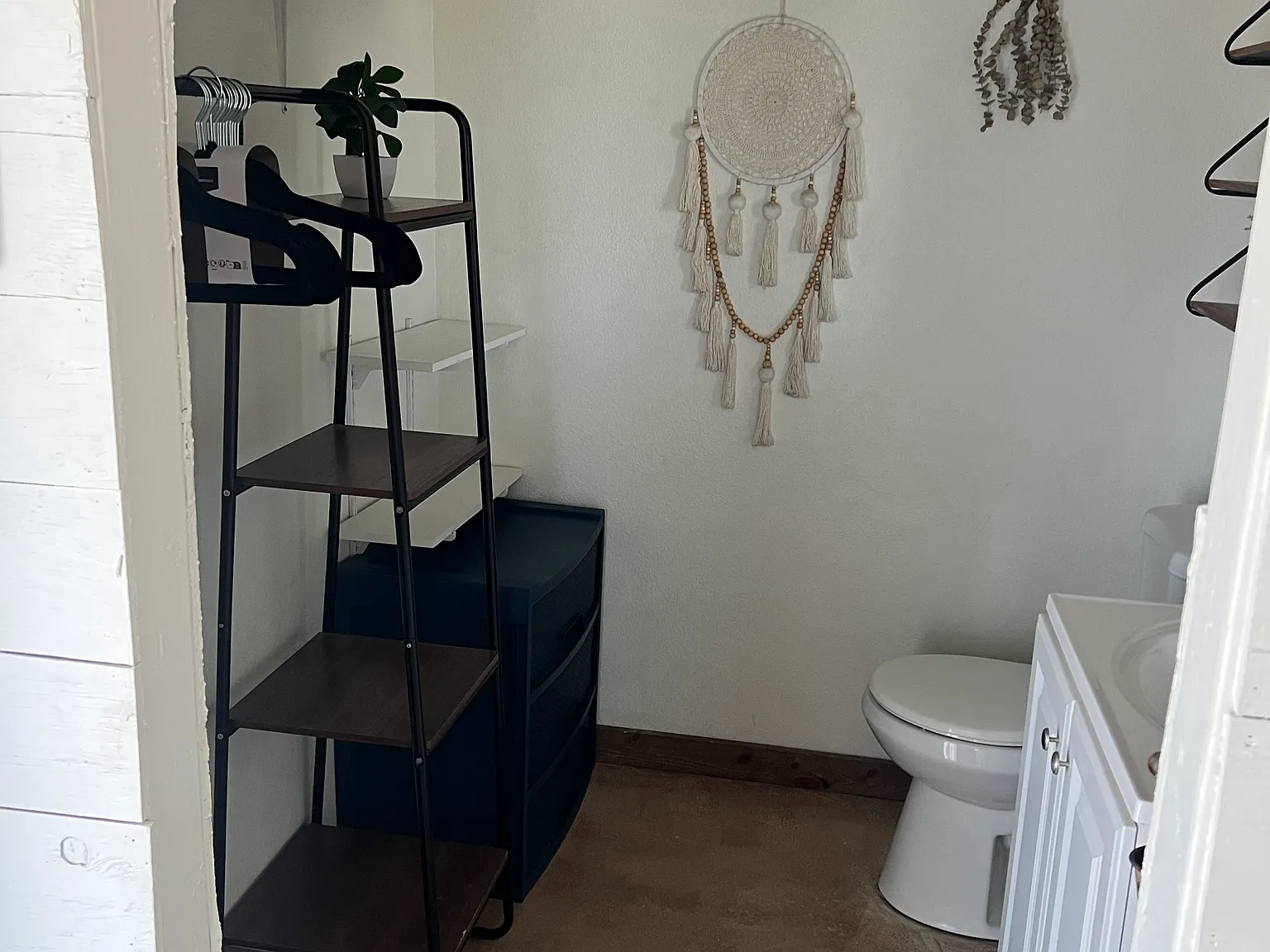 E Realty Rd, Lodi — Photo 4