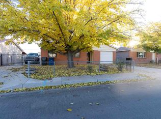 6112 Townsend Pl SW, Albuquerque, NM 87121