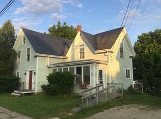 23 School St, Vinalhaven, ME 04863