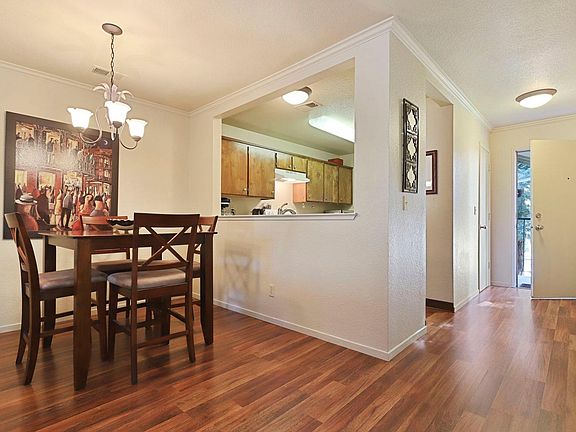 4th image of 2401 Eilers Ln Unit 102