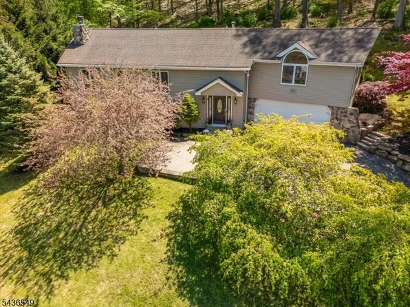 80 Bald Eagle Rd, Allamuchy Twp., NJ 07840