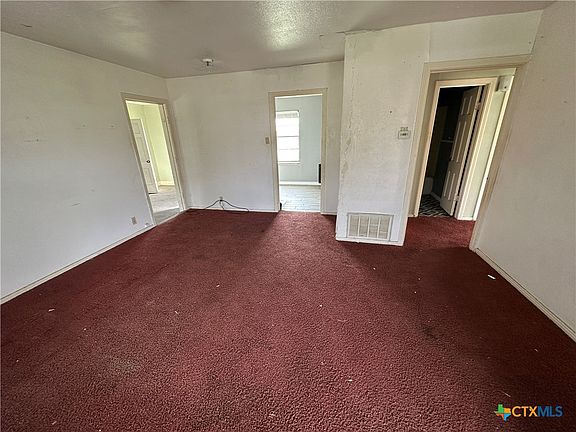 2nd image of 118 Massanet St