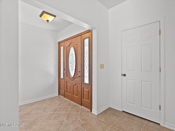 3rd image of 232 Beverly Way