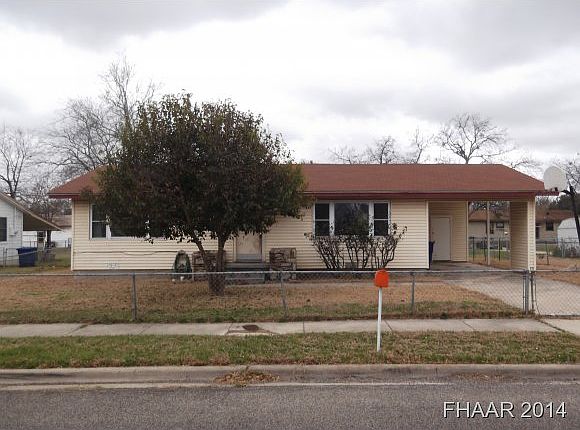 1st image of 2413 Meadow Ln