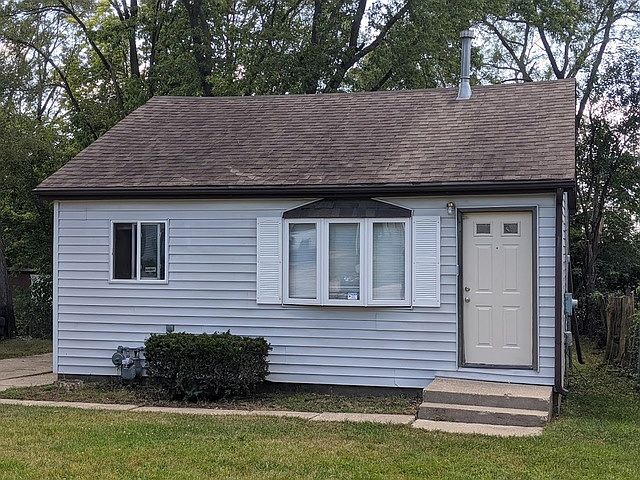 1st image of 3137 Sewell St