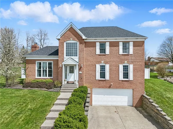 411 Fairborough Ct, Coraopolis, PA 15108