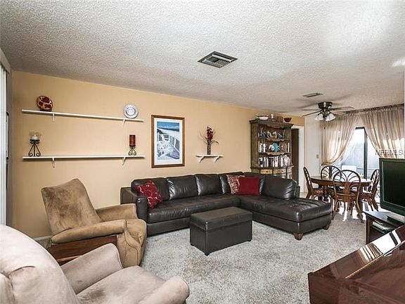 3rd image of 3654 Fairway Forest Cir