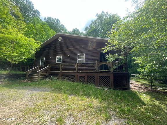2nd image of 986 Luna Way