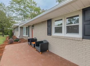 111 Rose Trl, Mount Airy, NC 27030