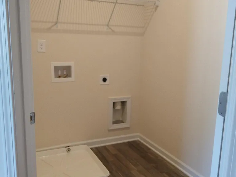 243 Centennial Cir — Photo 18