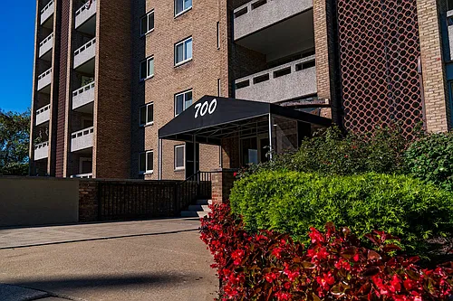 Laurel Village Apartments Photo 1