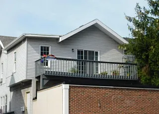 1613 N Van Buren St — Photo 10