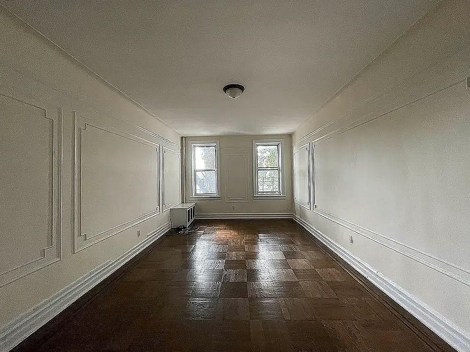 1st image of 109-10 Park Ln S #F
