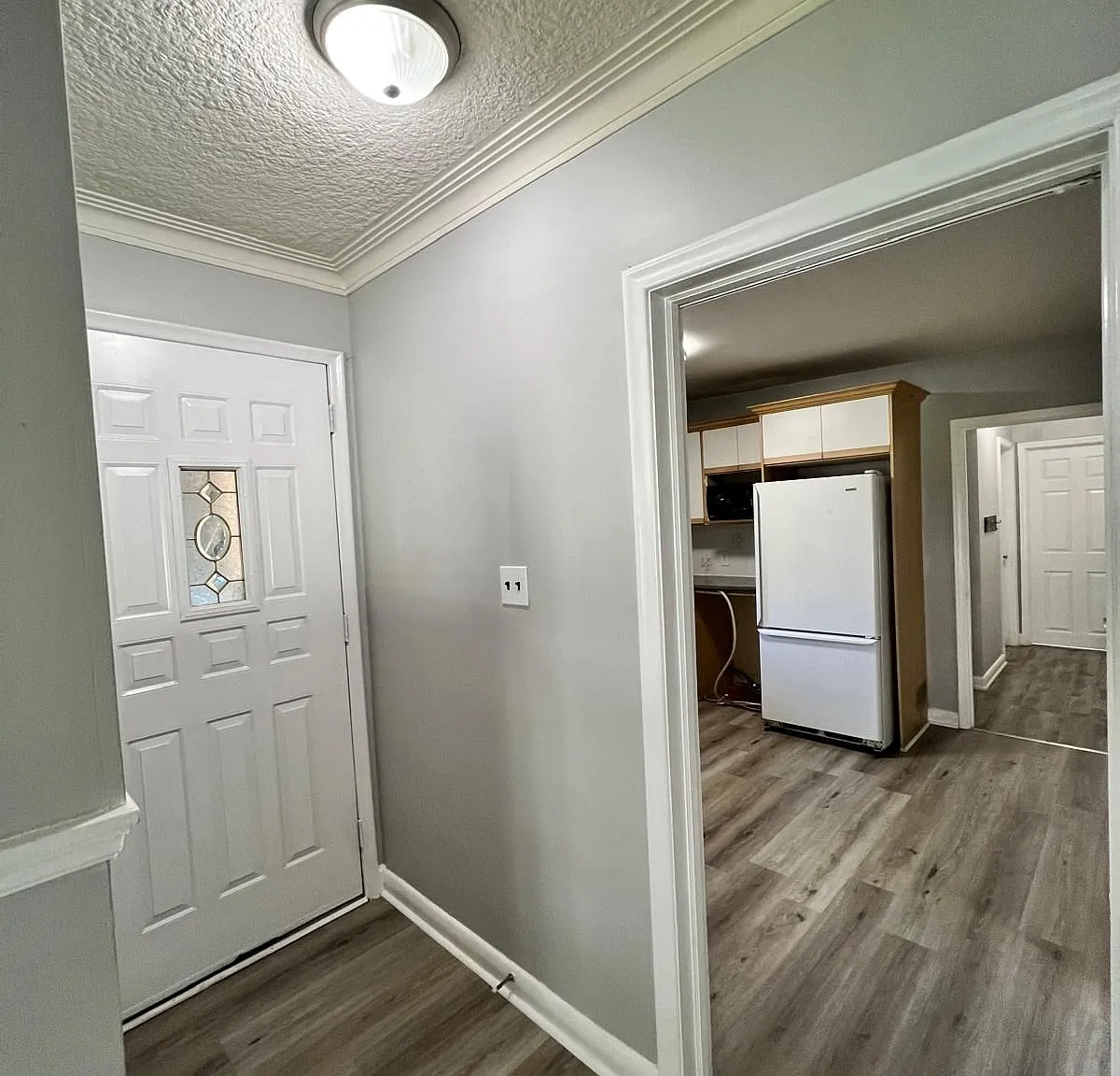 3 bed, $2,400 — Photo 4