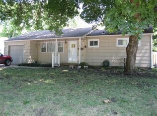 7833 Nall Ave, Prairie Village, KS 66208
