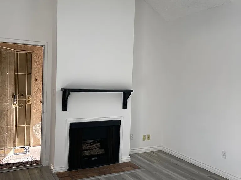 10135 Hillhaven Ave — Photo 4