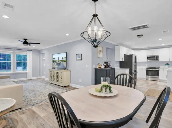 5717 Chaplins Landing Rd, Hollywood, SC 29449