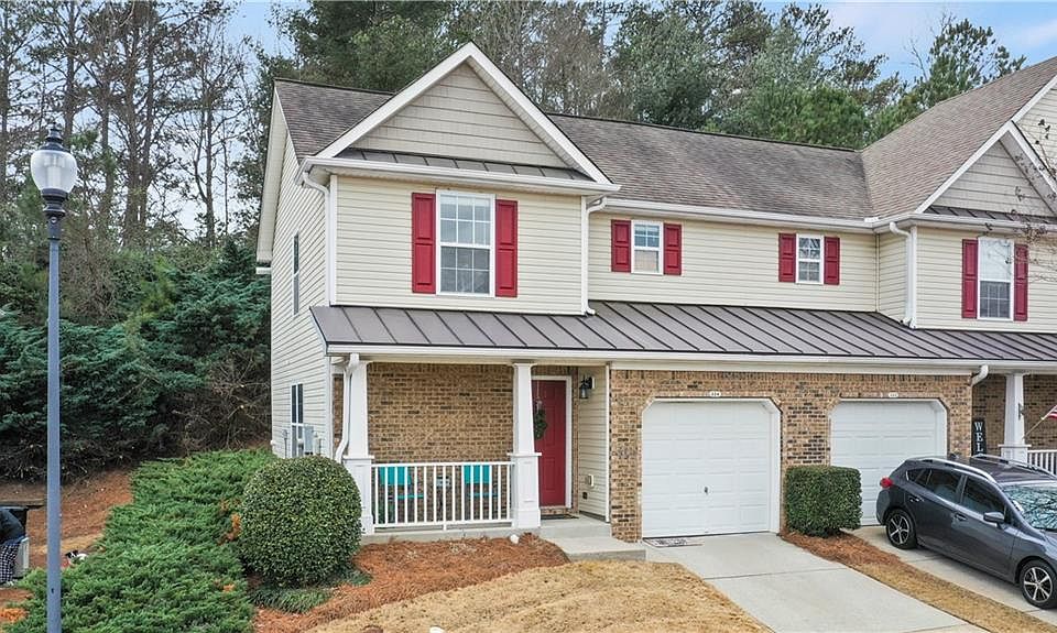 1st image of 224 Fox Creek Blvd