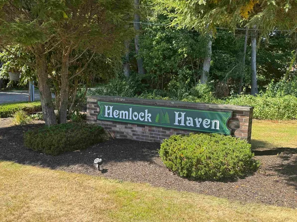 51 Hemlock Haven #51, Hampton, NH 03842
