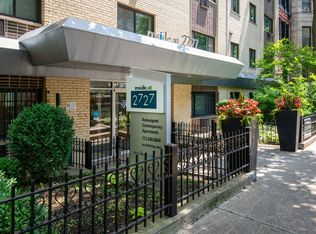 Reside at 2727, Chicago, IL 60614