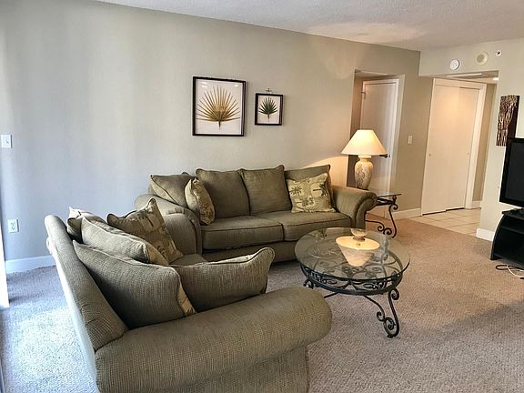 3rd image of 470 3rd St S Unit 212