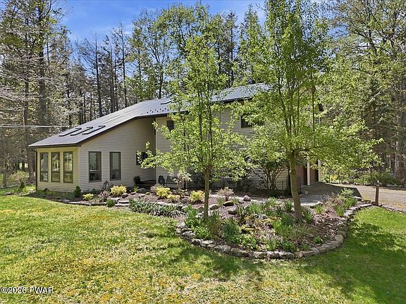 4th image of 124 Hawk Ln