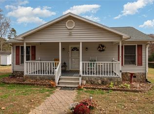 3428 Lacy Hodge Dr, Sophia, NC 27350