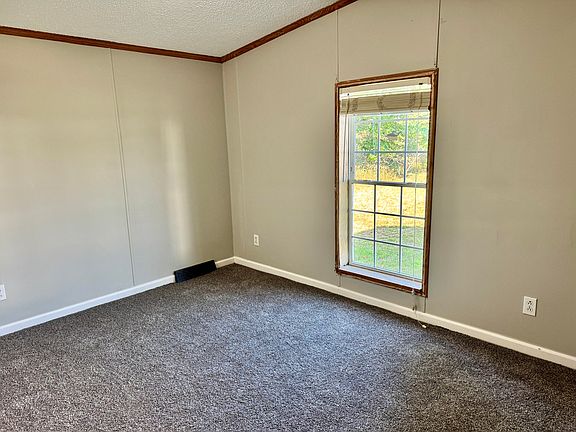 5th image of 20828 Kalamazoo Rd #10