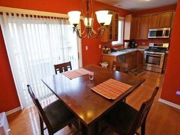 3rd image of 1764 Fieldstone Dr N
