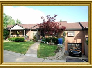 702 Queensway Ct, Cold Spring, KY 41076