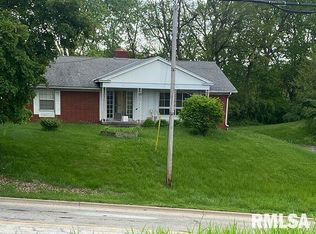 410 Springfield Rd, East Peoria, IL 61611