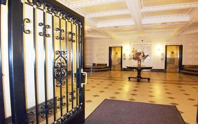 Sold by Citi Habitats | media 9