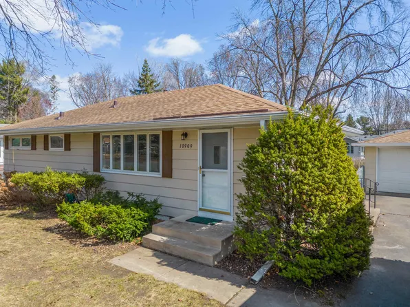 10909 Sheridan Ave S, Bloomington, MN 55431