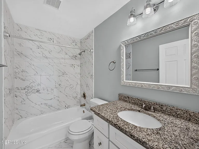 490 Hillside Dr — Photo 29