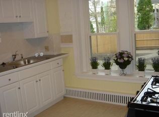 764 Cambridge St APT 2, Cambridge, MA 02141